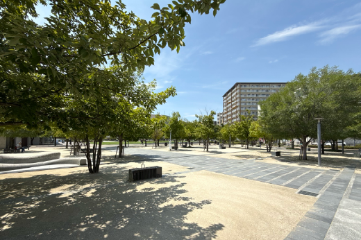 並木元町公園(アートパーク)